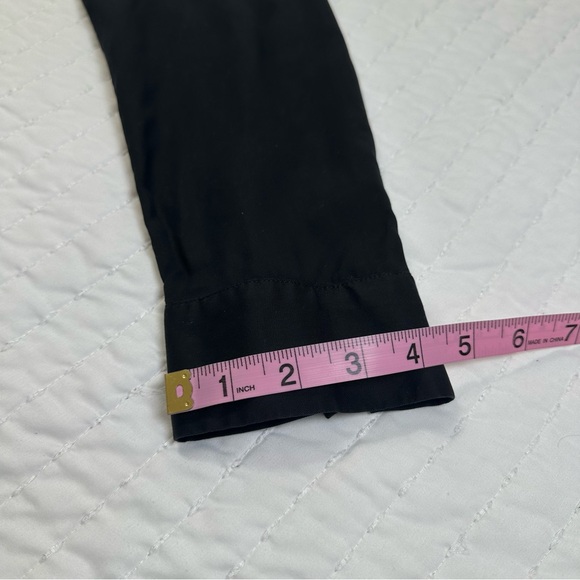 Banana Republic 100% Lyocell Black Button Down Blouse With One Front Pocket - Picture 11 of 14